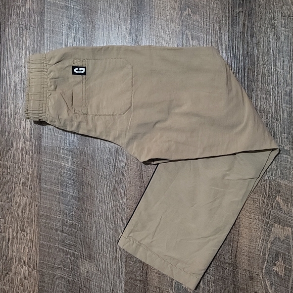 Gymboree boys or girls age  7/8 Size 8 pants with pockets and pin stripe on side - Picture 2 of 8